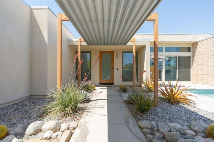 Chic Luxurious Desert Home- Private Pool Hot Tub Palm Springs Eksteriør bilde