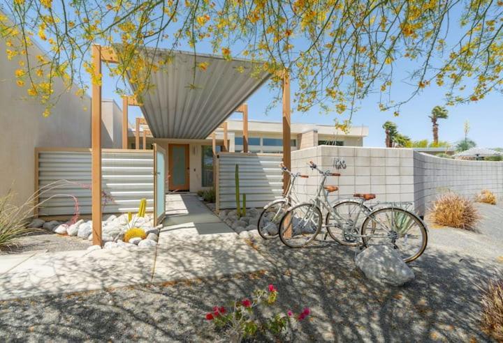 Chic Luxurious Desert Home- Private Pool Hot Tub Palm Springs Eksteriør bilde